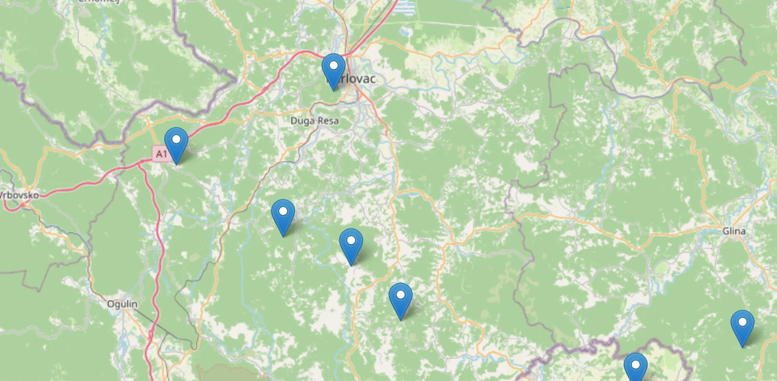 Stanice na karti, svaka sa svojom oznakom.